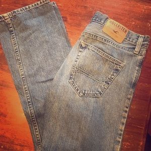 Hollister Men’s boot cut jeans